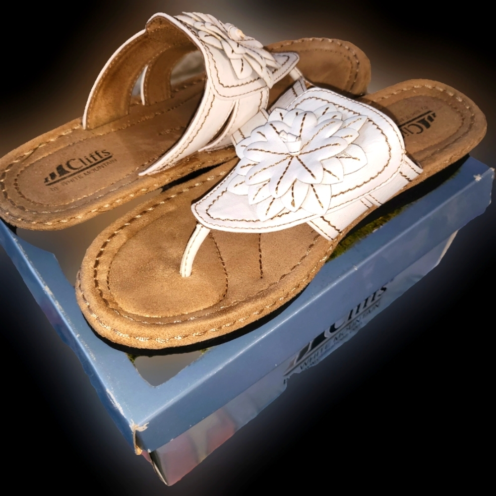 Cliffs White Mountain Sandals